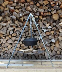 Petromax - Driepoot - Dutch Oven - Staal -Keukengerei Winkel 1047x1200 1