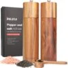 Deleca Luxe Peper En Zoutmolen Set - Zout / Pepermolen - Handmatig - Met Navul Lepel & Geschenkdoos - Acacia Hout - Rond 1 Deleca Luxe Peper En Zoutmolen Set - Zout / Pepermolen - Handmatig - Met Navul Lepel & Geschenkdoos - Acacia Hout - Rond -Keukengerei Winkel 1180x1200 1