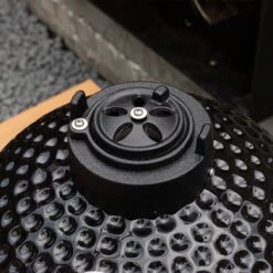 BluMill Kamado BBQ Egg - Kamado 13 Inch - Incl. Vlees Thermometer - Houtskoolbarbecues - Zwart - Ø 27cm -Keukengerei Winkel 1200x1200 1135