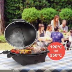 KitchenBrothers Elektrische BBQ - Met Grillplaat - Anti-aanbaklaag - Incl. Plank/Houders - Grilloppervlak 46,5x33,8cm - Tot 300°C - 2400W - Zwart -Keukengerei Winkel 1200x1200 1167
