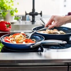 Blue Diamond, Keramische Koekenpan Verrijkt Met Diamantdeeltjes – Inductie Koekenpan Ø 24 Cm – PFAS En PHOA Vrij 10 Blue Diamond, Keramische Koekenpan Verrijkt Met Diamantdeeltjes – Inductie Koekenpan Ø 24 Cm – PFAS En PHOA Vrij -Keukengerei Winkel 1200x1200 235