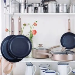 GreenPan Cambridge Koekenpan 24cm - Brons - Inductie - PFAS-vrij 21 GreenPan Cambridge Koekenpan 24cm - Brons - Inductie - PFAS-vrij -Keukengerei Winkel 1200x1200 517