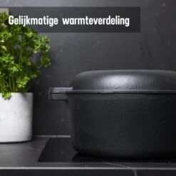 Daumonet Ducasse Gietijzeren Double Use Braadpan - Combi Sudderpan Zwart - 2-in-1 Bak- En Braadpan - PFAS & PFOA Vrij - Rond - Ø 26 Cm - 4,4 Liter - Emaille - Alle Warmtebronnen - Elektrisch - Gas - Halogeen - Inductie - Keramisch -Keukengerei Winkel 1200x1200 730