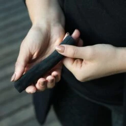 Black + Blum Binchotan Active Charcoal For Eau Good Water Bottles 4-pack -Keukengerei Winkel 1200x1200 856