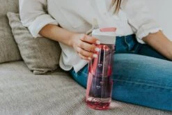 Kambukka Lagoon Drinkfles 750ml - Rose Lemonade Met Geïntegreerd Rietje 18 Kambukka Lagoon Drinkfles 750ml - Rose Lemonade Met Geïntegreerd Rietje -Keukengerei Winkel 1200x800 117