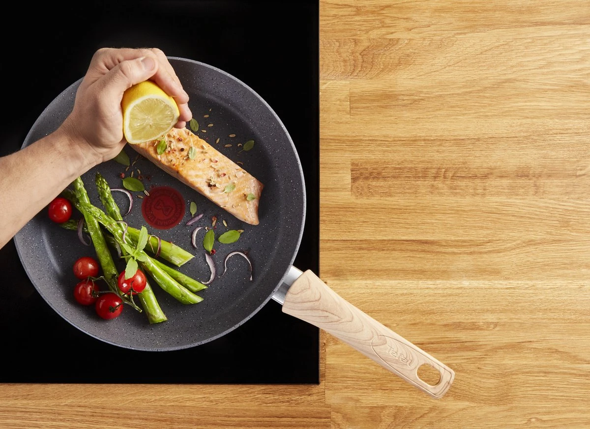 Tefal Natural Force Koekenpan - Ø 30 Cm 4 Tefal Natural Force Koekenpan - Ø 30 Cm - Afbeelding 2