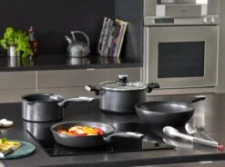 Tefal Unlimited + Induction Hoogwaardig Titanium Koekenpan - 28 Cm -Keukengerei Winkel 1200x894