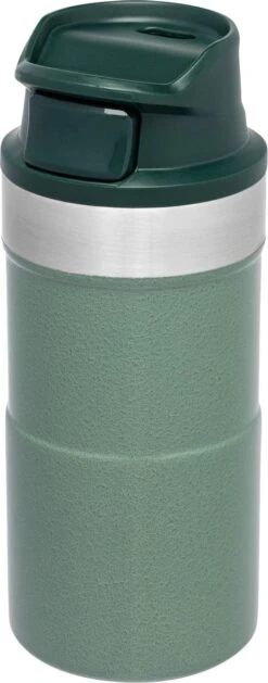 Stanley The Trigger-Action Travel Mug 0,25L - Thermosfles - Hammertone Green 17 Stanley The Trigger-Action Travel Mug 0,25L - Thermosfles - Hammertone Green -Keukengerei Winkel 471x1200