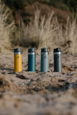 Stanley The Trigger-Action Travel Mug 0,35L Lagoon -Keukengerei Winkel 800x1200 20